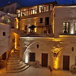 Adora Cave Suites - (Adults Only) Homestay *
