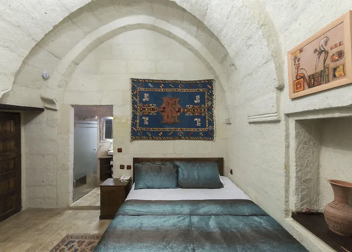 Adora Cave - (adults Only) * ギョレメ